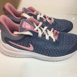Girls Nike shoes
